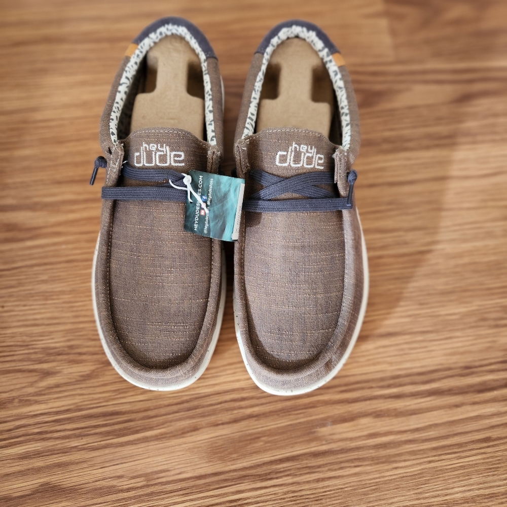 Hey dude wally slipon size 13